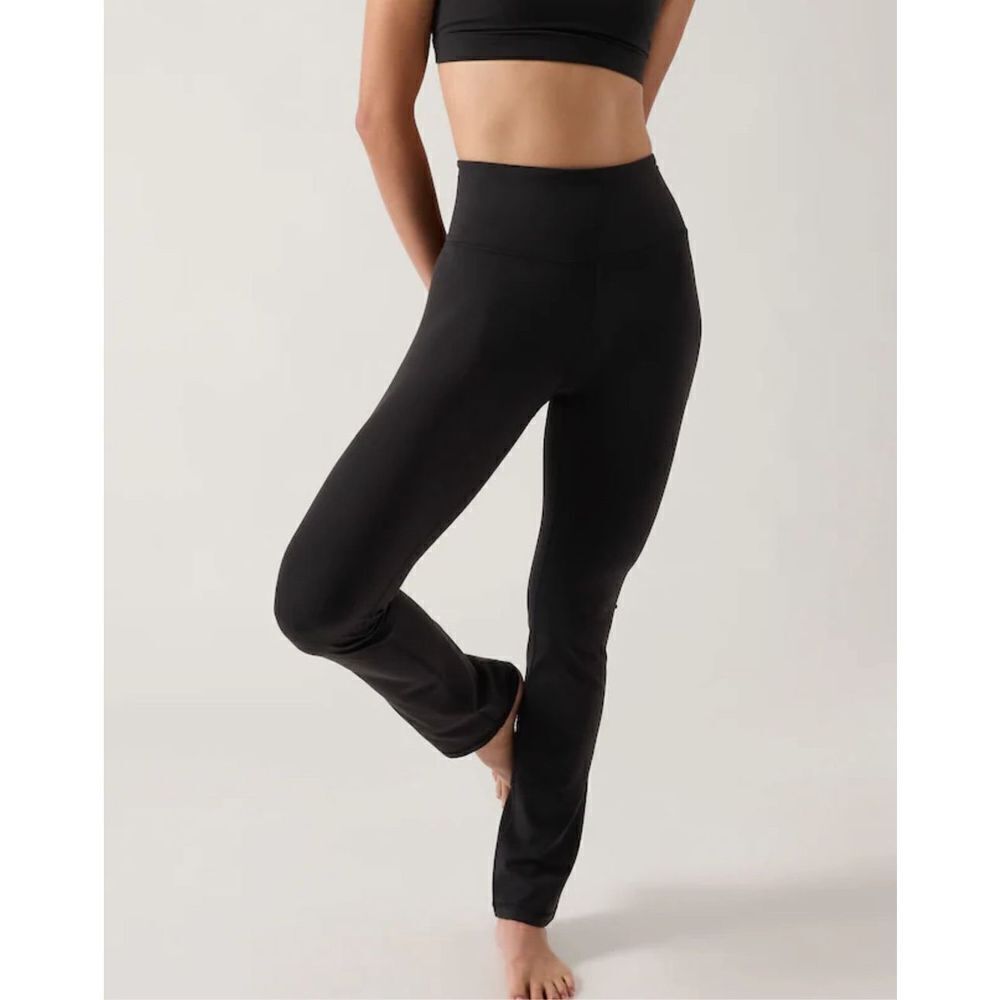 Athleta Elation Straight Leg Pant Black | XS